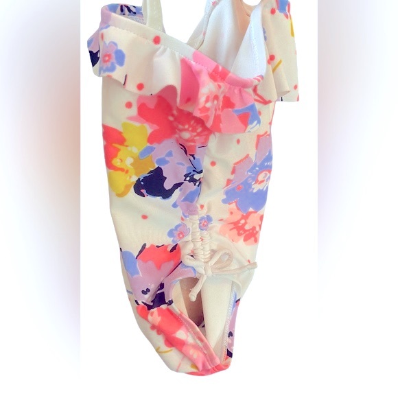 Old Navy 12-18M one piece toddler baby girl floral swimsuit w/ ruffles & bows - Picture 8 of 8